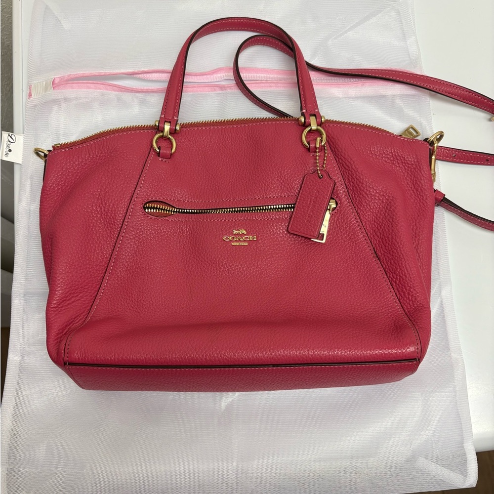 Coach Fuchsia Pebble Leather Shoulder Bag with Gold Accents - Picture 2 of 10